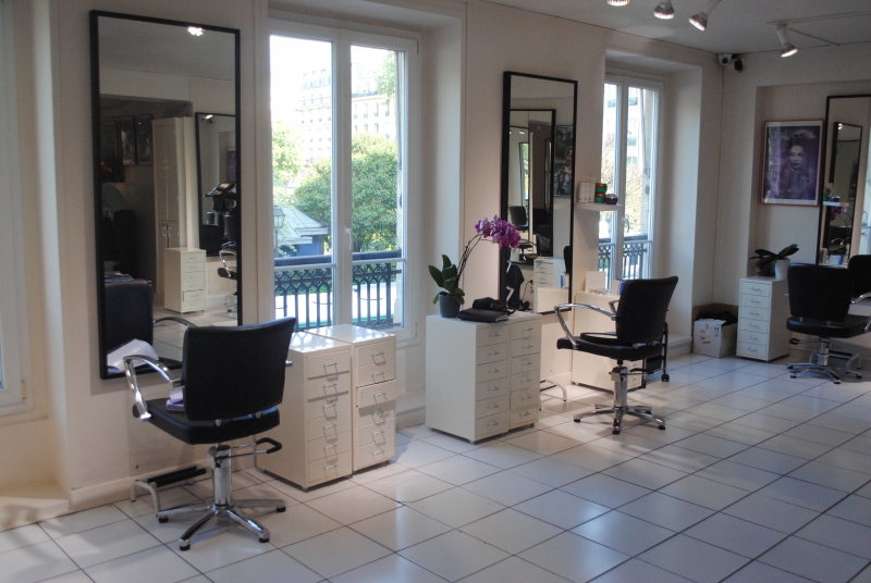 coiffure-VENCE-min_floor-home-office-property-living-room-room-781228-pxhere.com